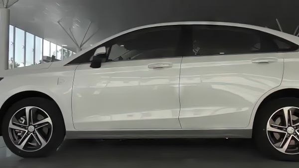 BAIC EU5