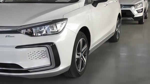 BAIC EU5